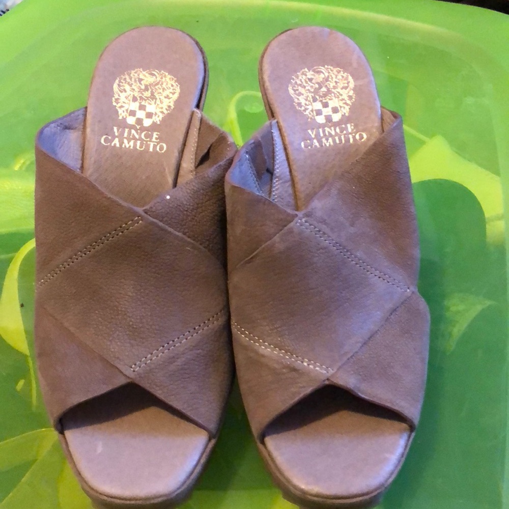 Vince Camuto 👠